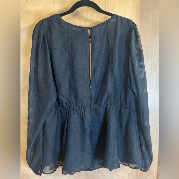 NWT Torrid Peplum Chiffon Clip Floral Puff Sleeve Top 1X - Picture 7 of 9